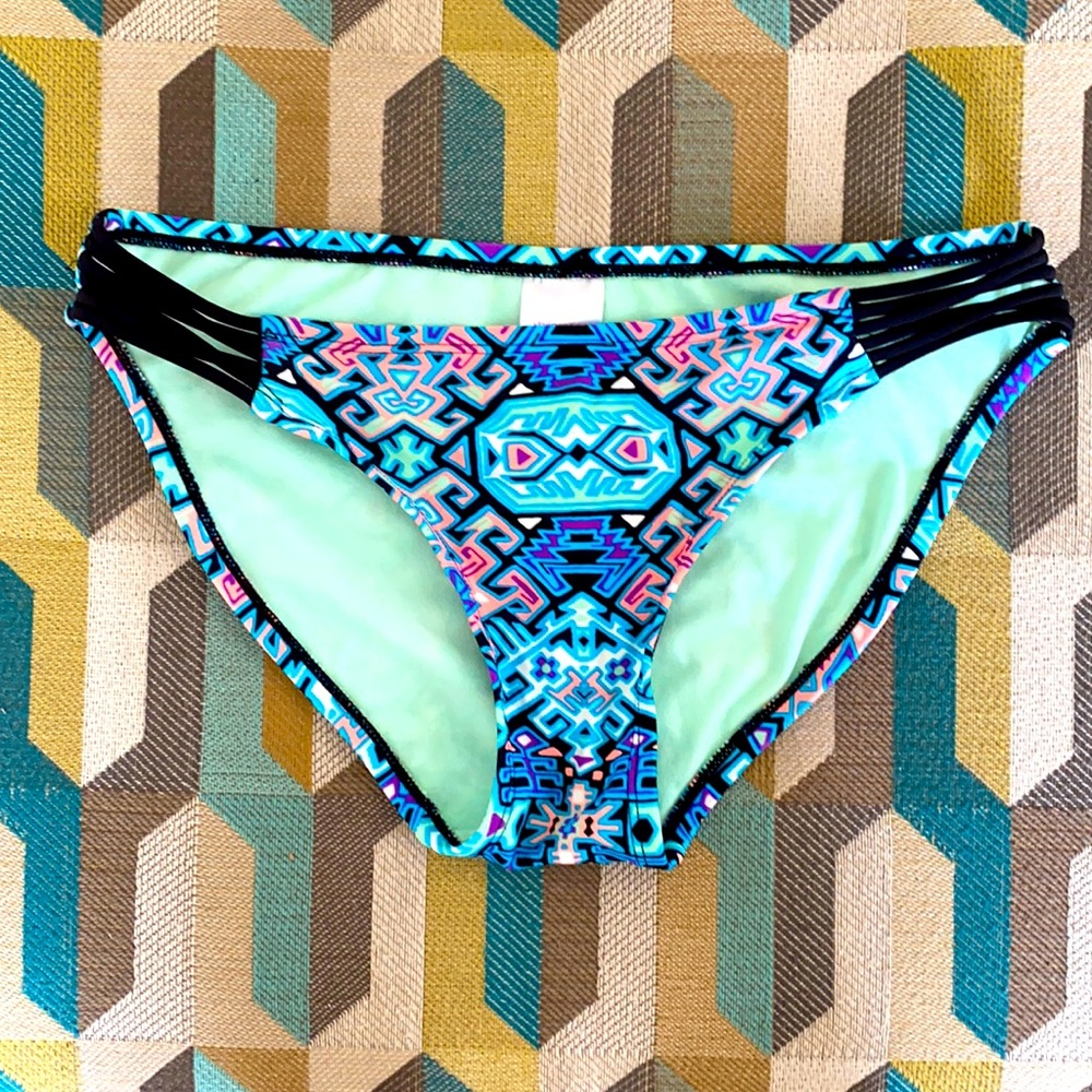 Target bikini bottom EUC size M